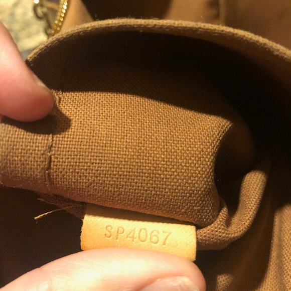 Authentic LV - Picture 3 of 4